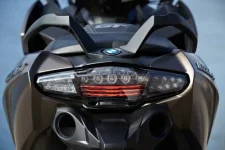 2016-bmw-c650gt-rear.webp