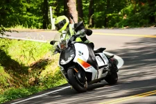 13-bmw-ce-04-tail-dragon-north.webp