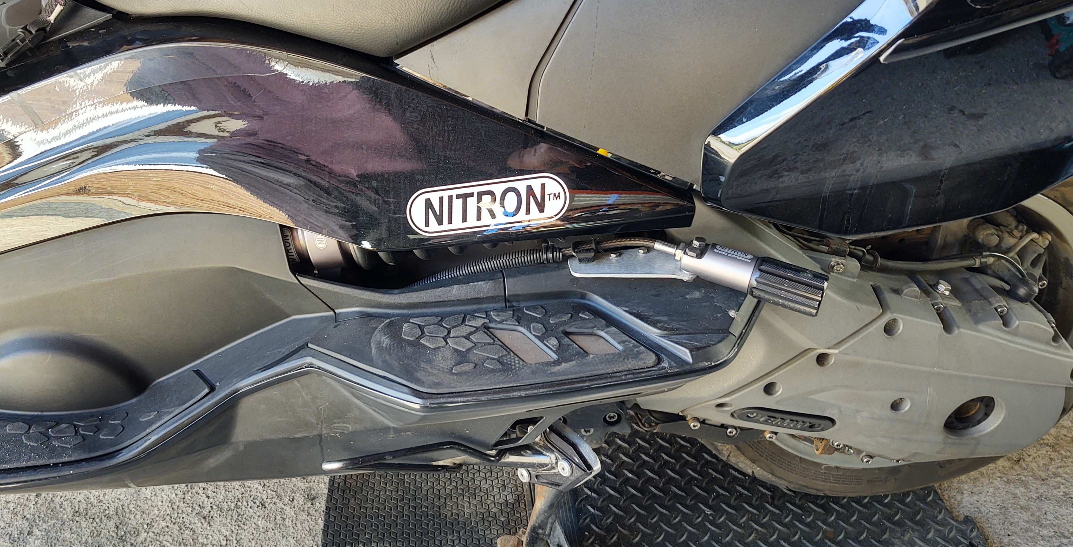 Nitron Fitted (2).jpg